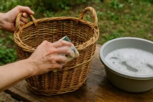 Comment nettoyer un panier en osier facilement